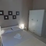 度假居 彼得村别墅 *
