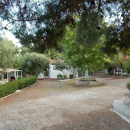 Peter's Village Ferienhaus Kalamaki (Messinia)